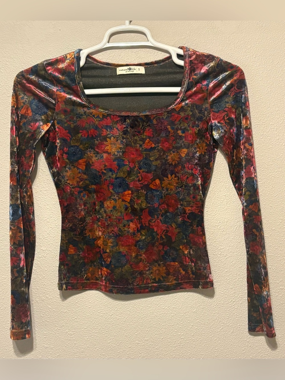 NATURAL LIFE Multi Floral Velvet Long-Sleeve Scoop Neck Top